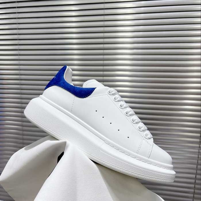 Oversized Sneaker