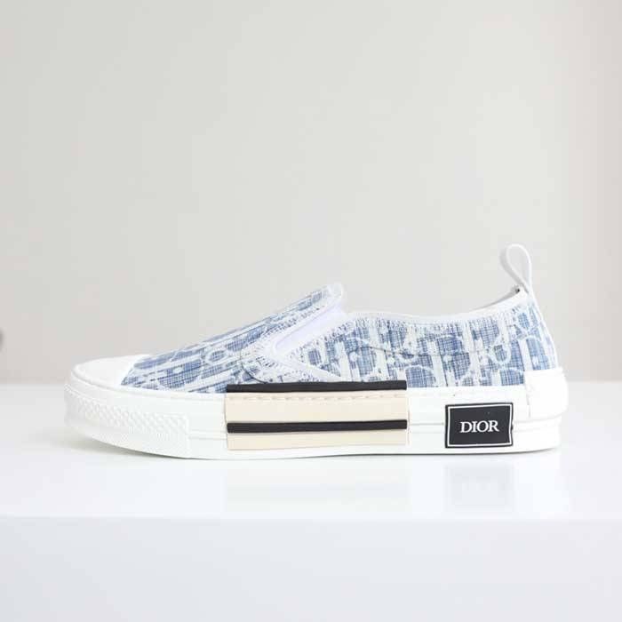 B23 Slip On Low Top Sneaker