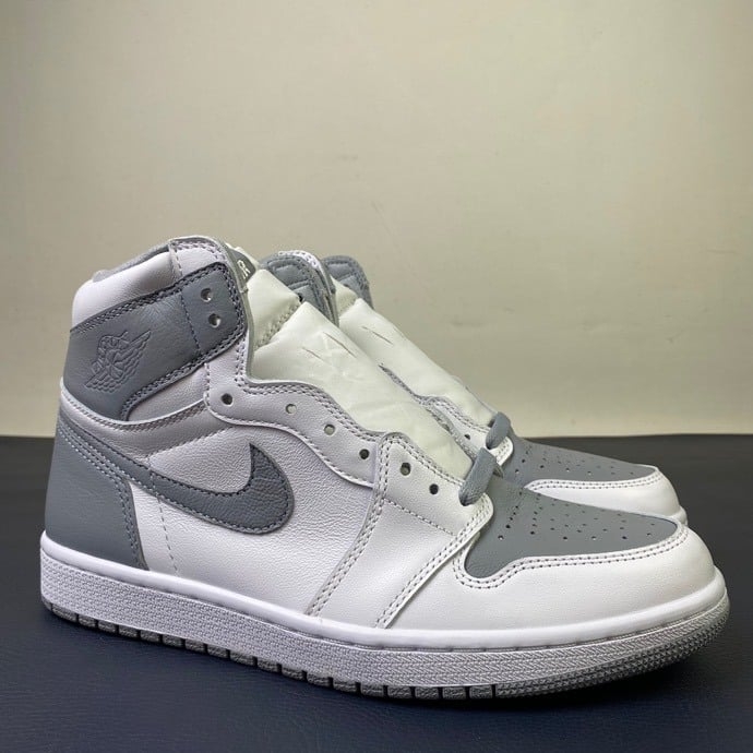JORDAN 1 RETRO HIGH OG ' STEALTH '