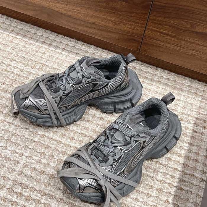 3XL Sneakers
