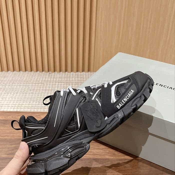 Track Sneaker