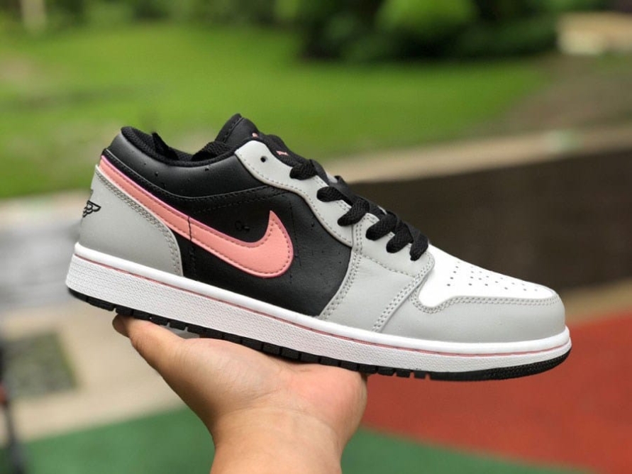 JORDAN 1 LOW ' GREY FOG BLEACHED CORAL '