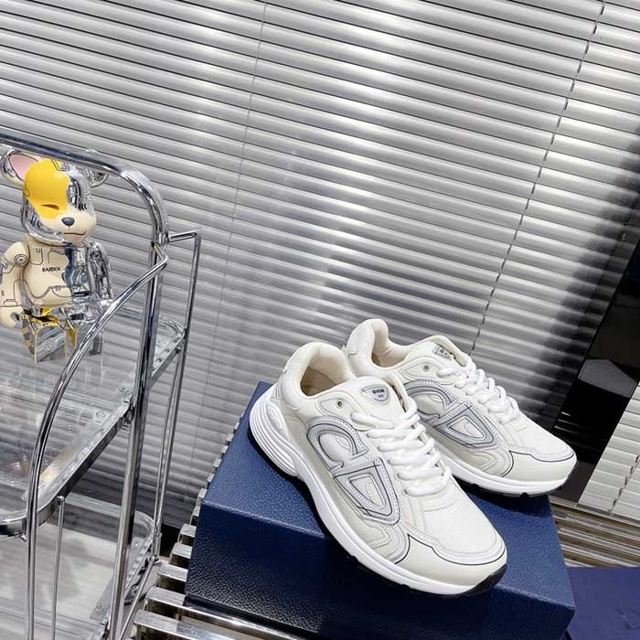 B30 Sneaker