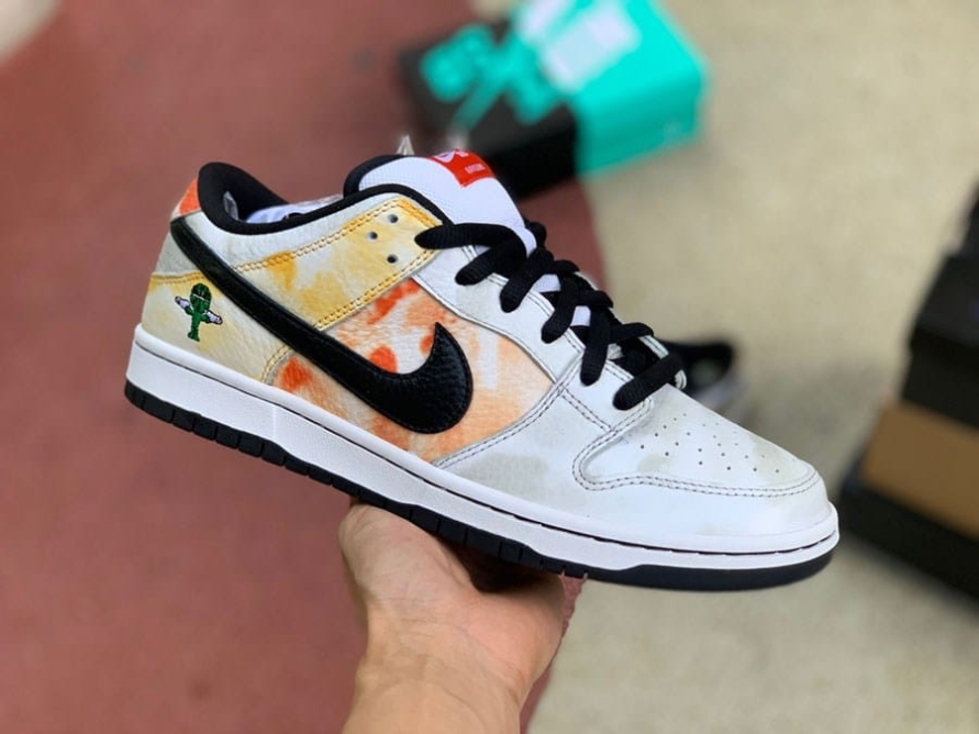 Dunk SB Low ' Tie-Dye Raygun ' White '