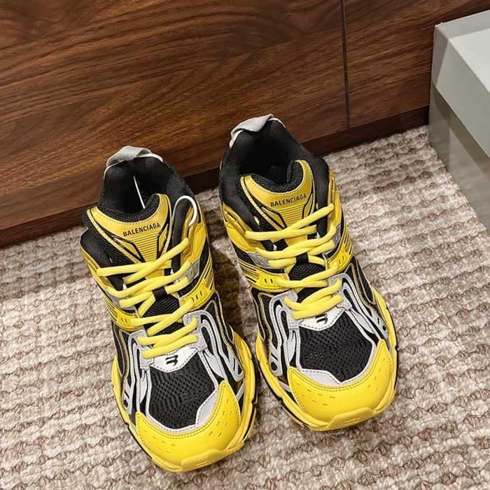X-Pander Sneaker