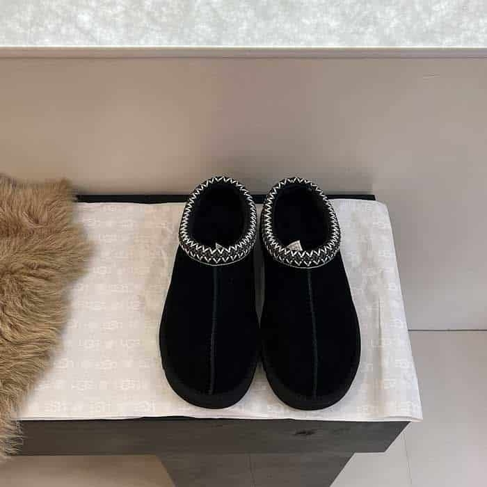 WOMEN ' S U*G TASMAN SLIPPER ' BLACK '
