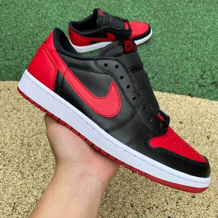 JORDAN 1 RETRO LOW OG ' BRED '