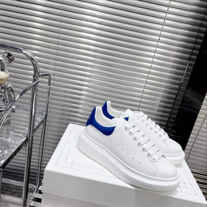 Oversized Sneaker