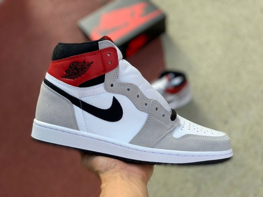 Jordan 1 Retro High OG ' Smoke Grey '