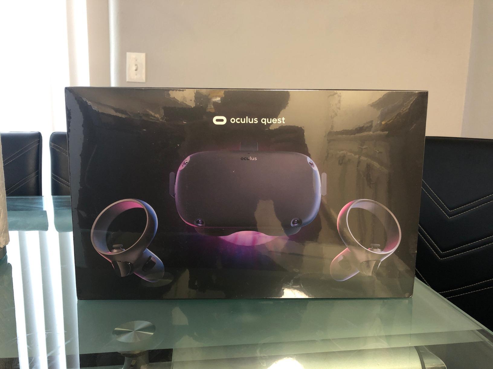Oculus Quest All-in-one VR Gaming Headset – 64GB
