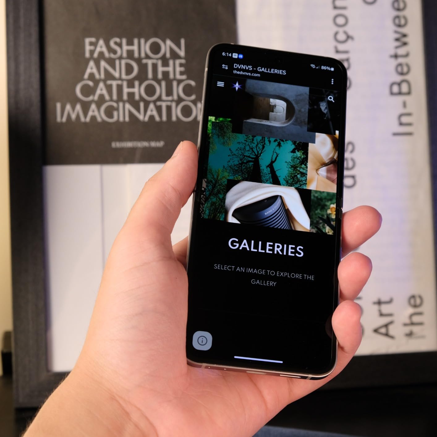 SAMSUNG Galaxy Z Flip 6 AI Cell Phone,  Unlocked Android Smartphone