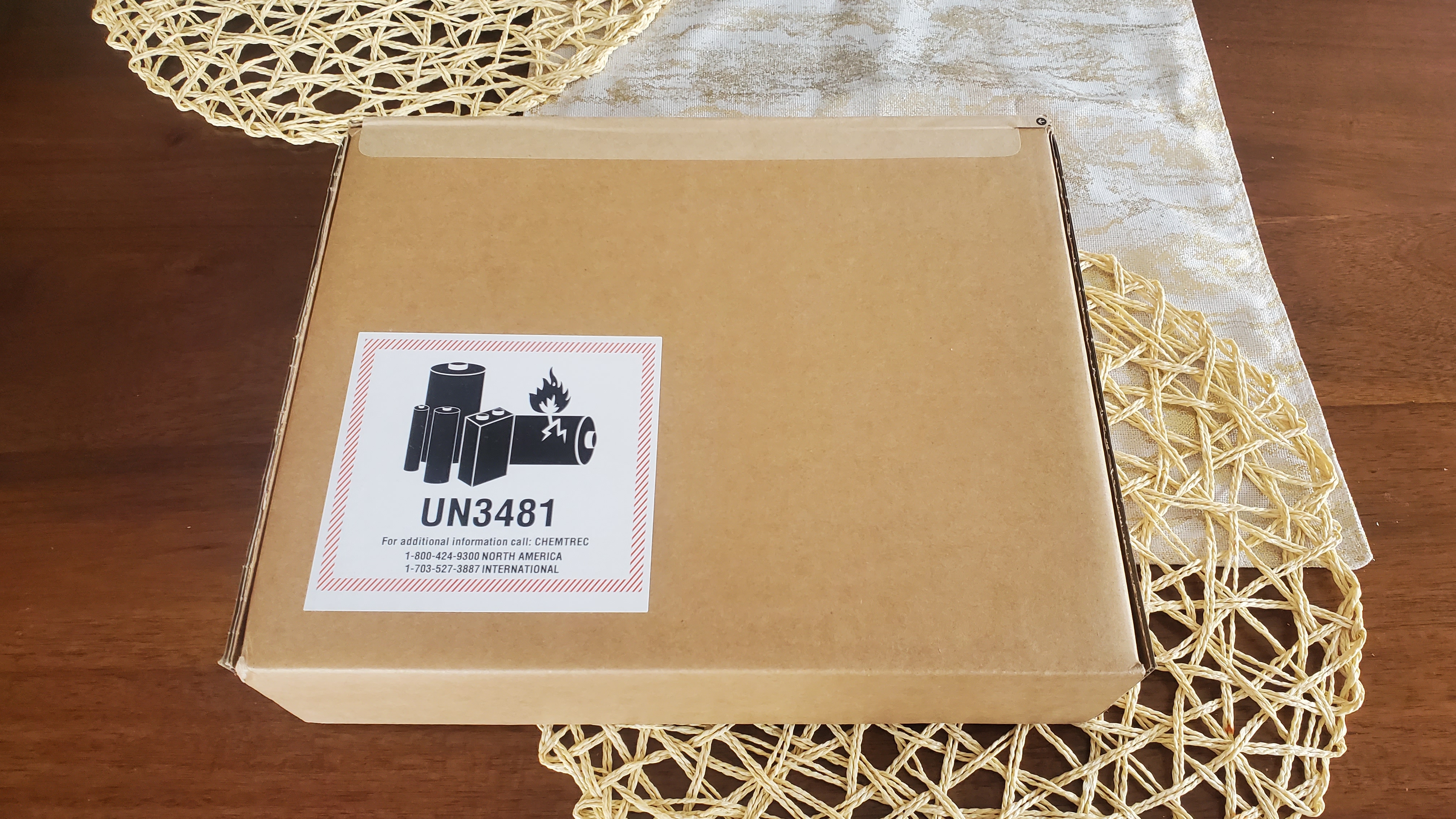 Apple 12.9-inch iPad Pro(6th Generation) Cellular+ WiFi + Apple Pencil