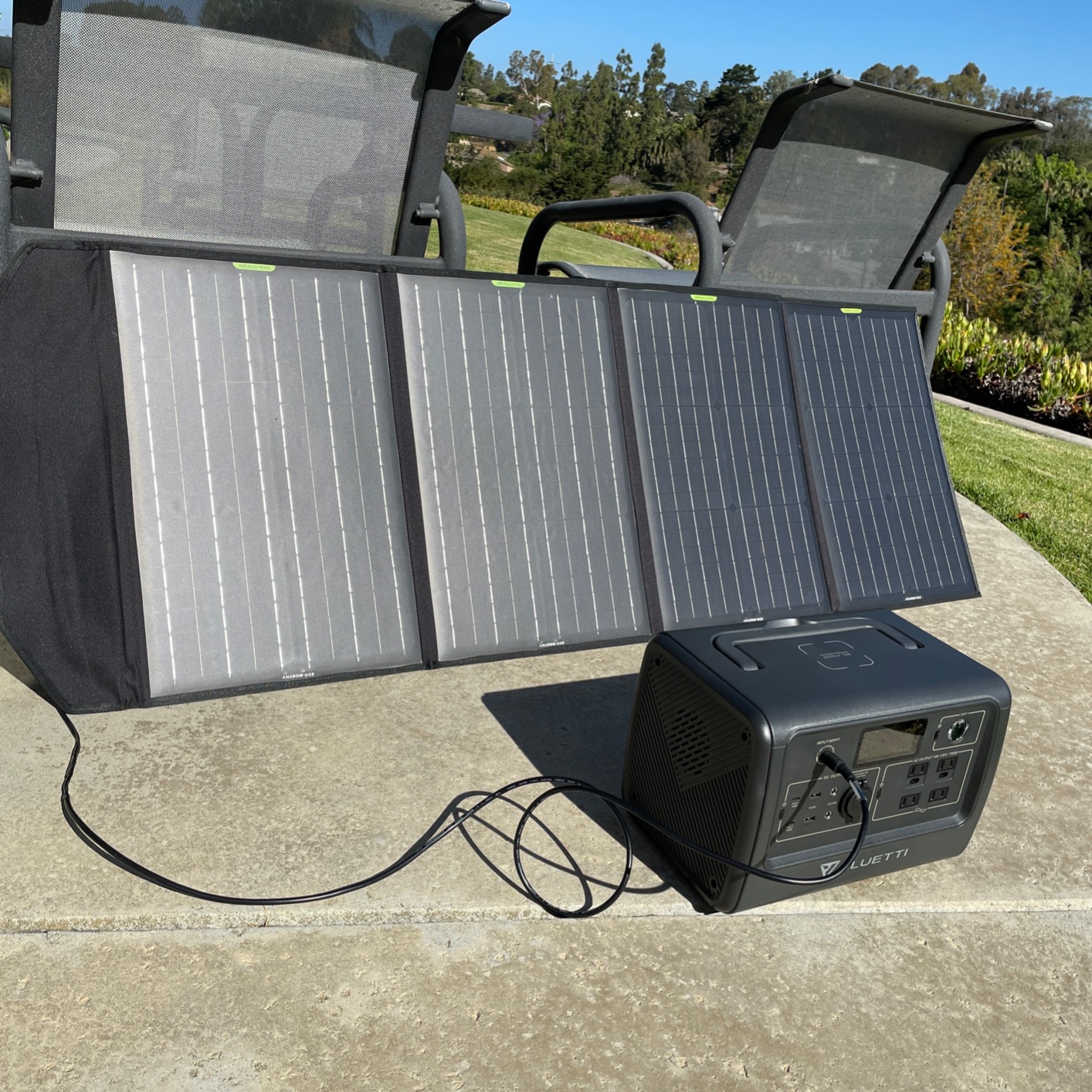 BLUETTI Portable Power Station EB70S, 716Wh LiFePO4 Battery Backup w/ 4 800W AC Outlets (1,400W Peak)