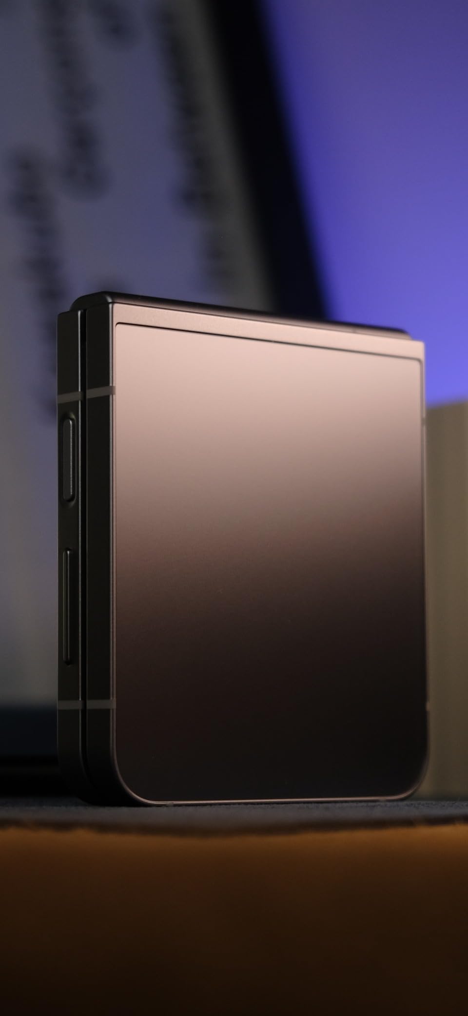 SAMSUNG Galaxy Z Flip 6 AI Cell Phone,  Unlocked Android Smartphone