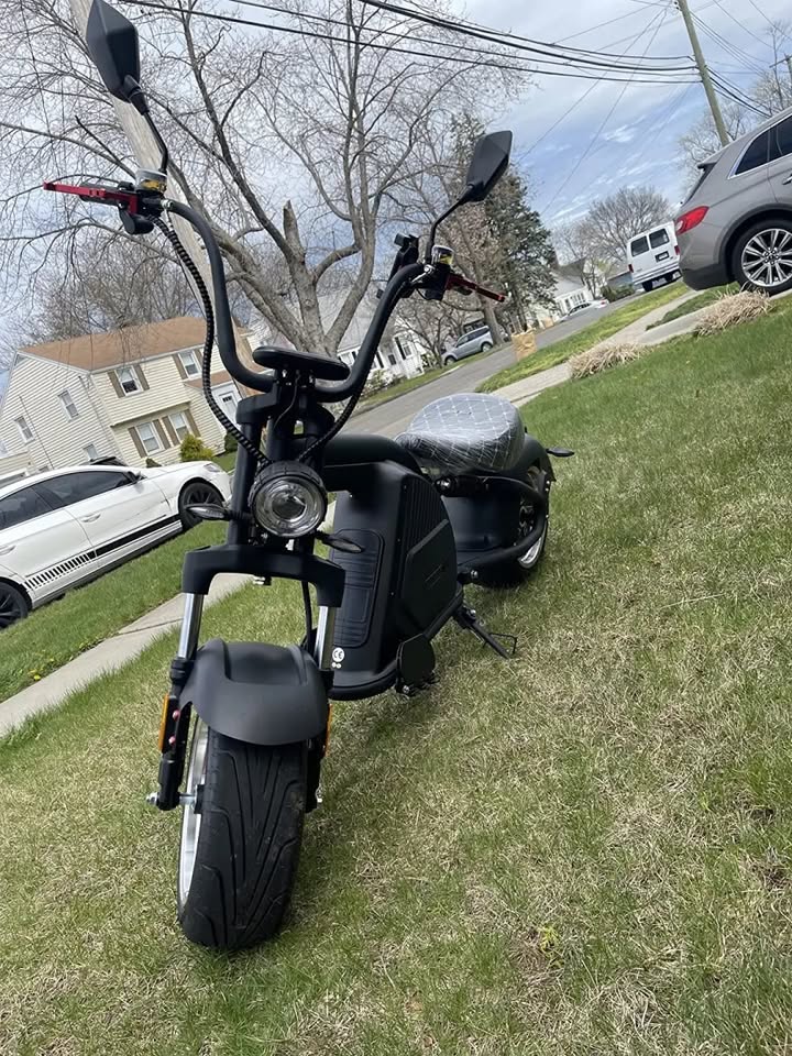 Eahora M8 2000W 37MPH Electric Moped for Adults Street Legal, 60V 30Ah