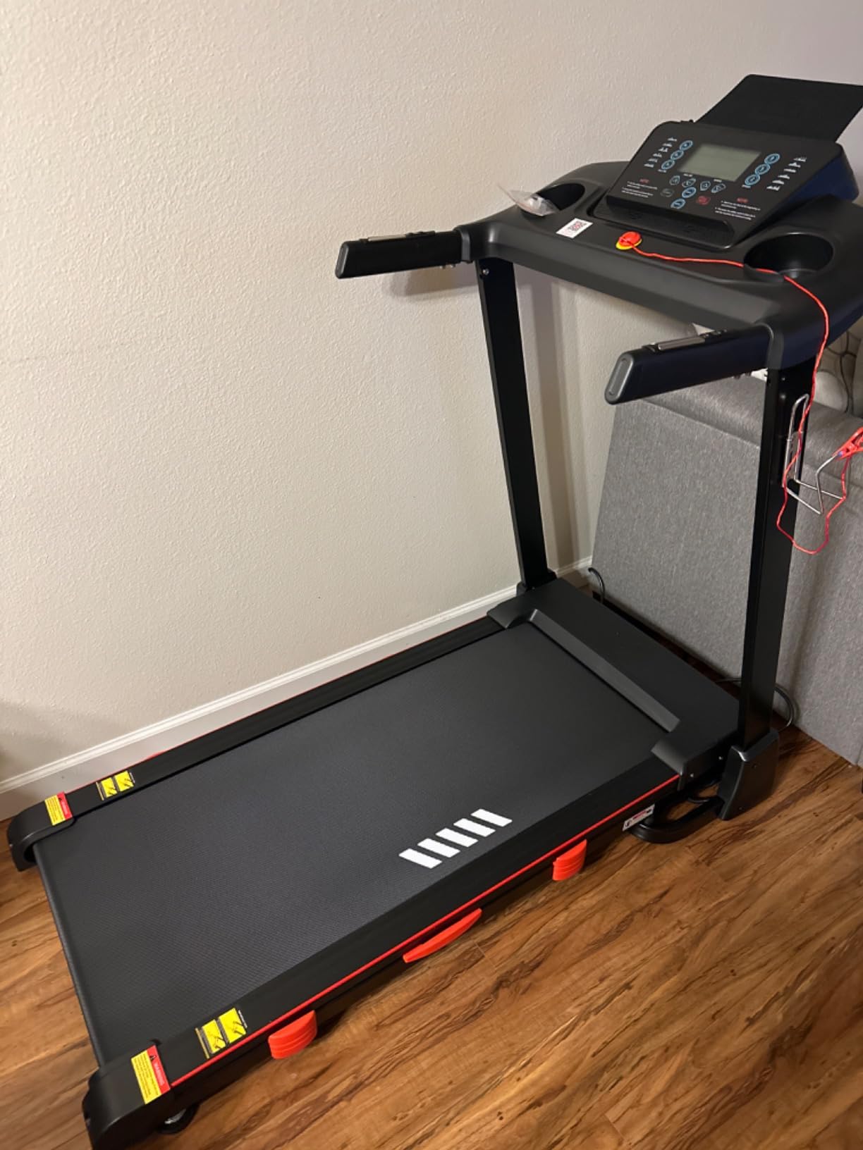 Treadmill with Auto Incline, 18