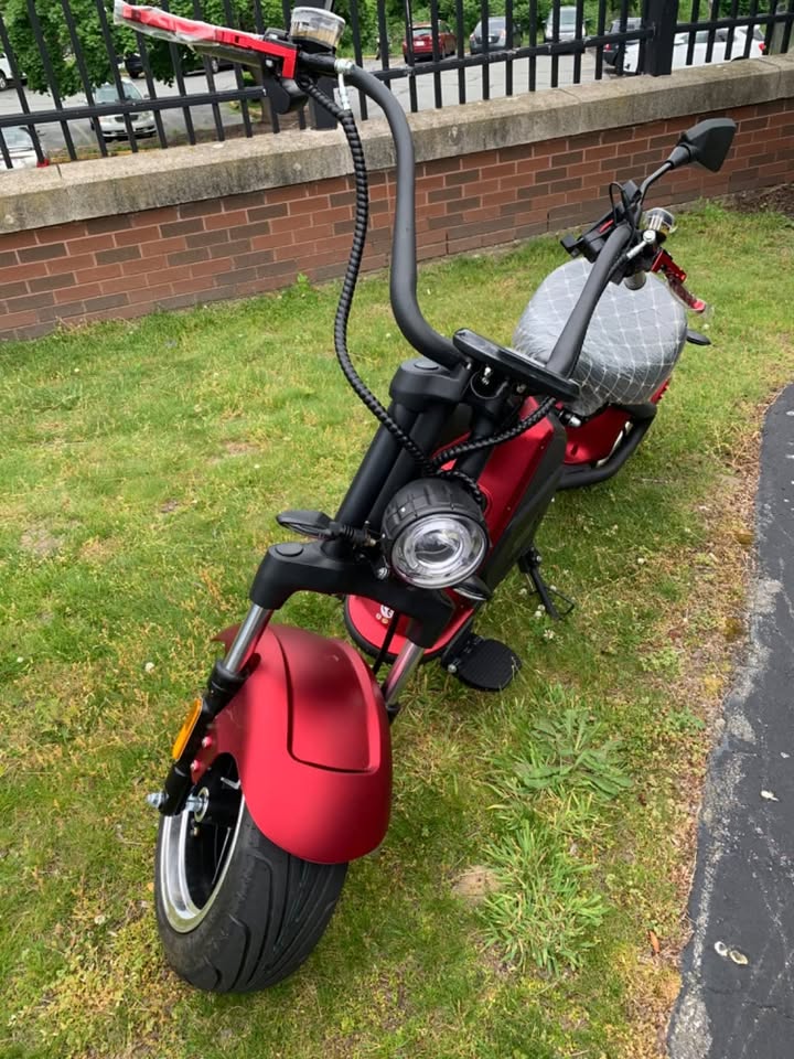 Eahora M8 2000W 37MPH Electric Moped for Adults Street Legal, 60V 30Ah