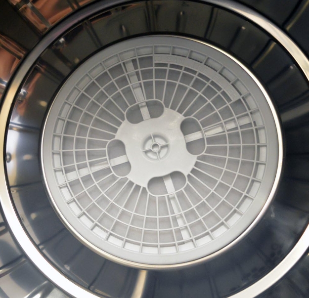 Panda PAN865W 2.6 cu.ft Compact Laundry Dryer