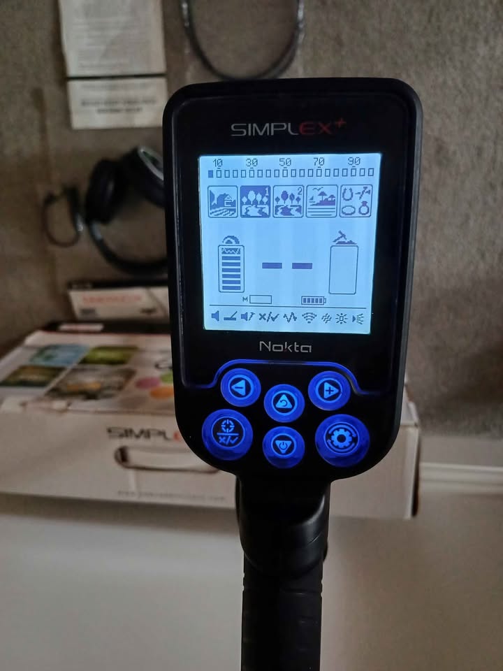 Nokta Makro Simplex+ Waterproof Metal Detector