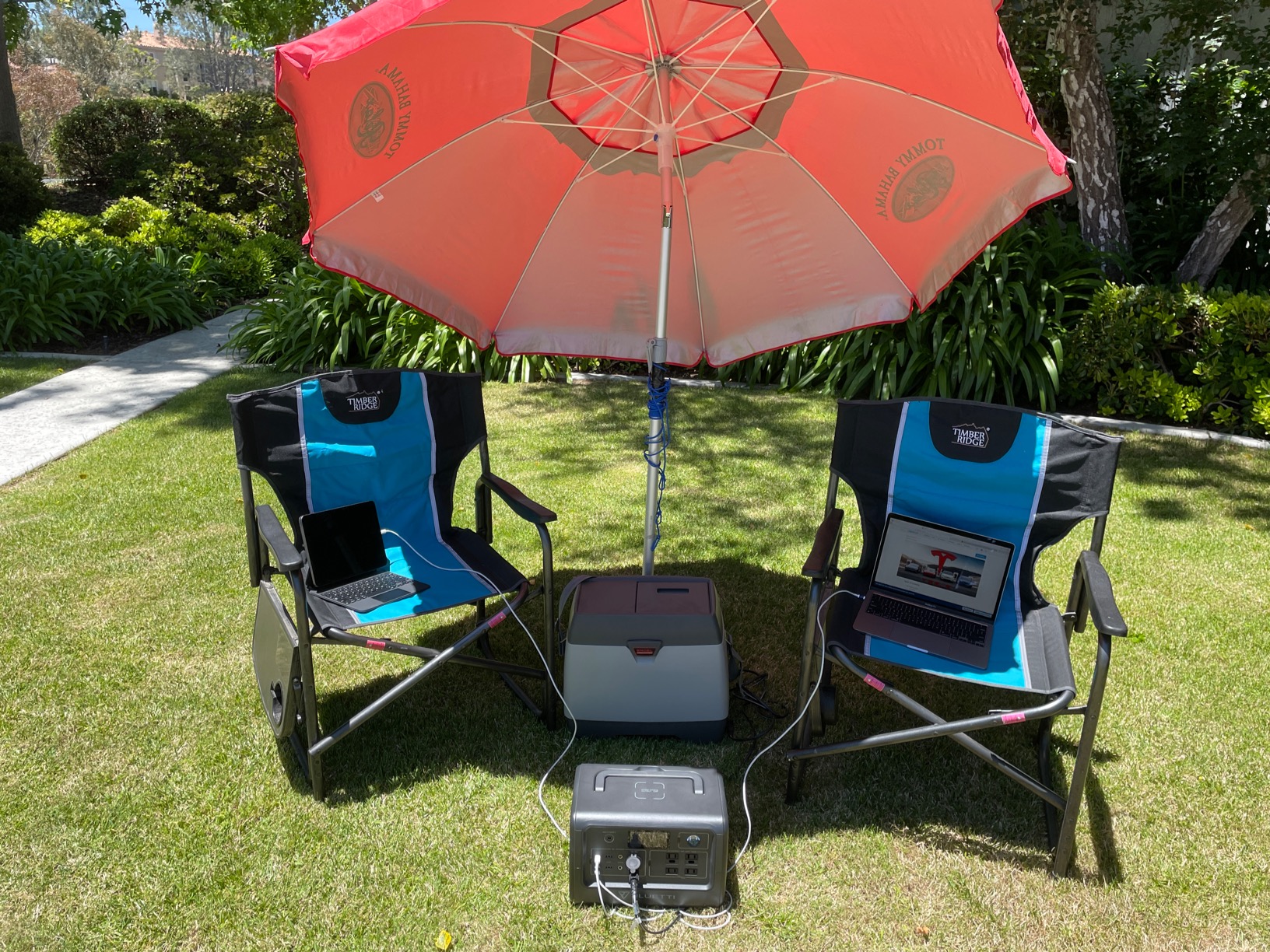 BLUETTI Portable Power Station EB70S, 716Wh LiFePO4 Battery Backup w/ 4 800W AC Outlets (1,400W Peak)