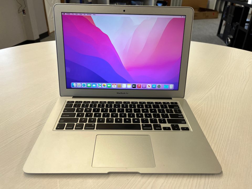 Apple 2020 MacBook Air Laptop M1 Chip, 13” Retina Display, 8GB RAM, 512GB SSD Storage
