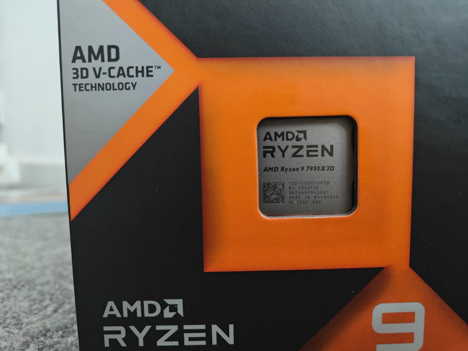 AMD Ryzensets 9 7950X3D Processor with Cooler