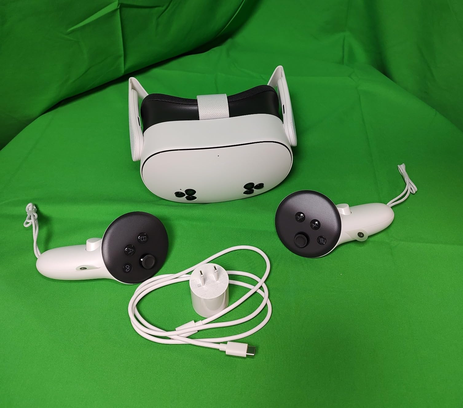 Meta Quest 3S — All-in-One Headset