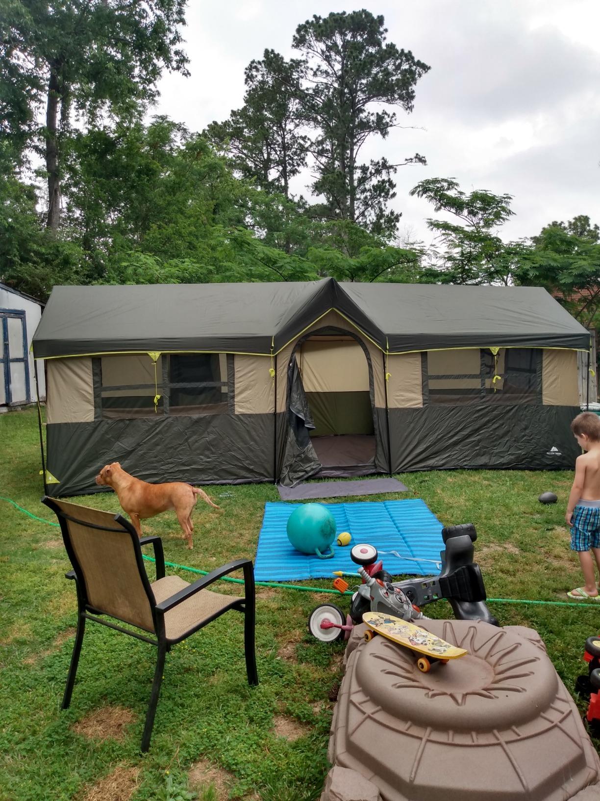 【Sports&Outdoors】Spacious & Comfortable 12 Person Cabin Tent with 2 Closets, Hanging Organizers, Room Dividers