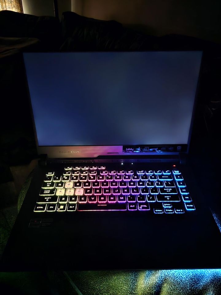 ASUS ROG Strix G15 (2022) Gaming Laptop, 15” 16:10 FHD 144Hz, GeForce RTX 3050, AMD Ryzen™ 7 6800H/HS, 16GB DDR5, 512GB PCIe SSD, Wi-Fi 6E, Windows 11, G513RC-ES73, Eclipse Gray