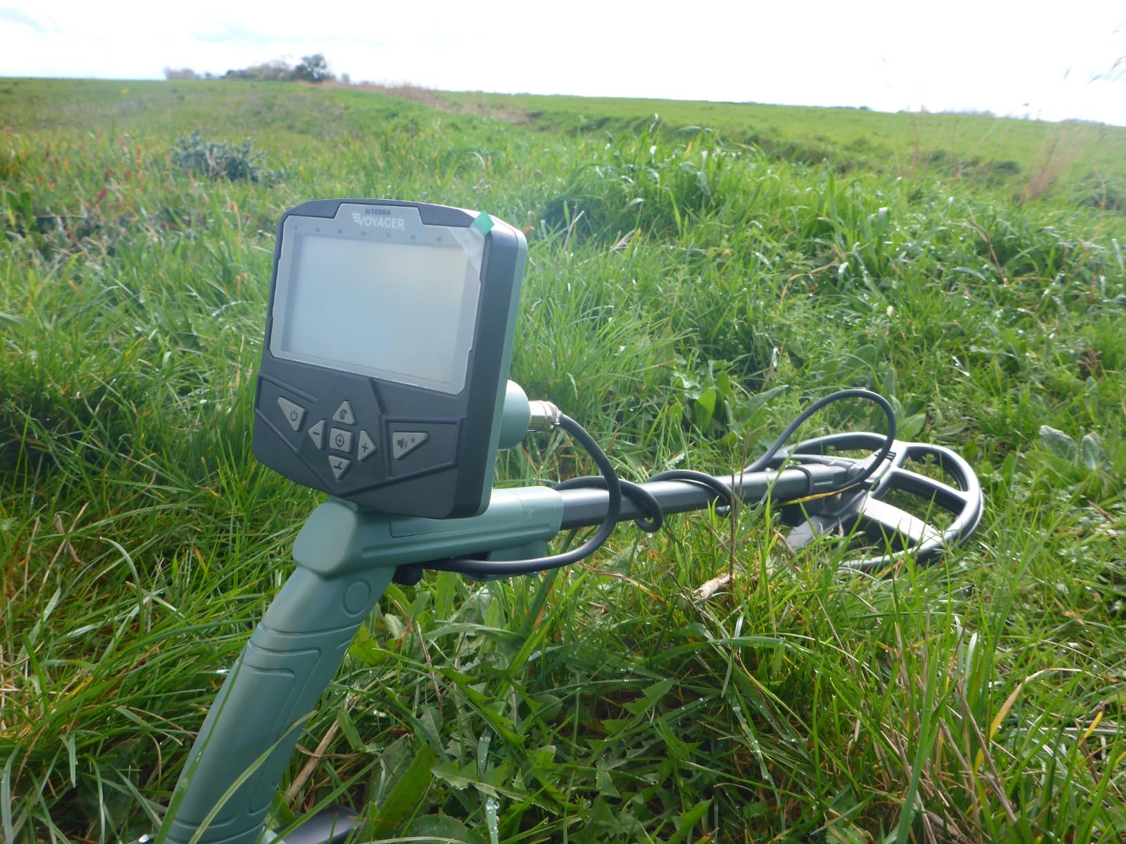 MINELAB X-Terra Elite - Waterproof - all-Terrain coin and Treasure Detector