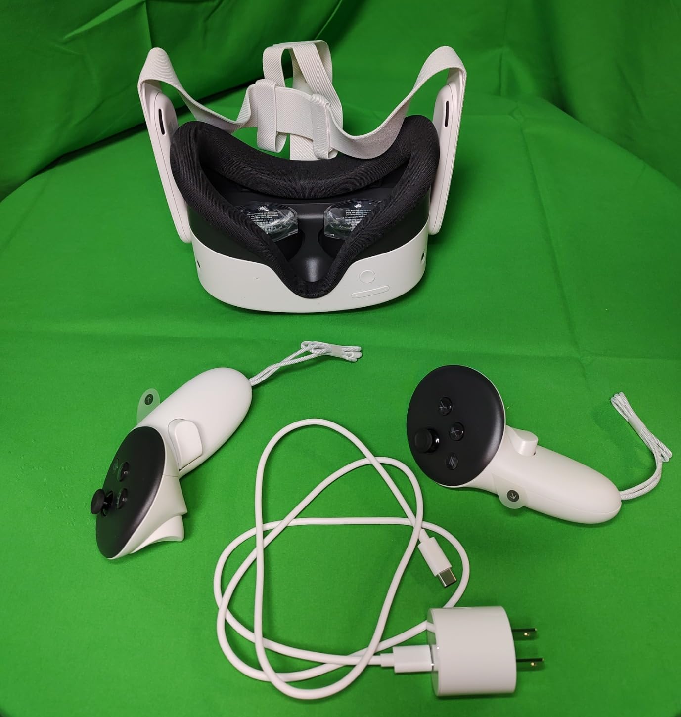 Meta Quest 3S — All-in-One Headset