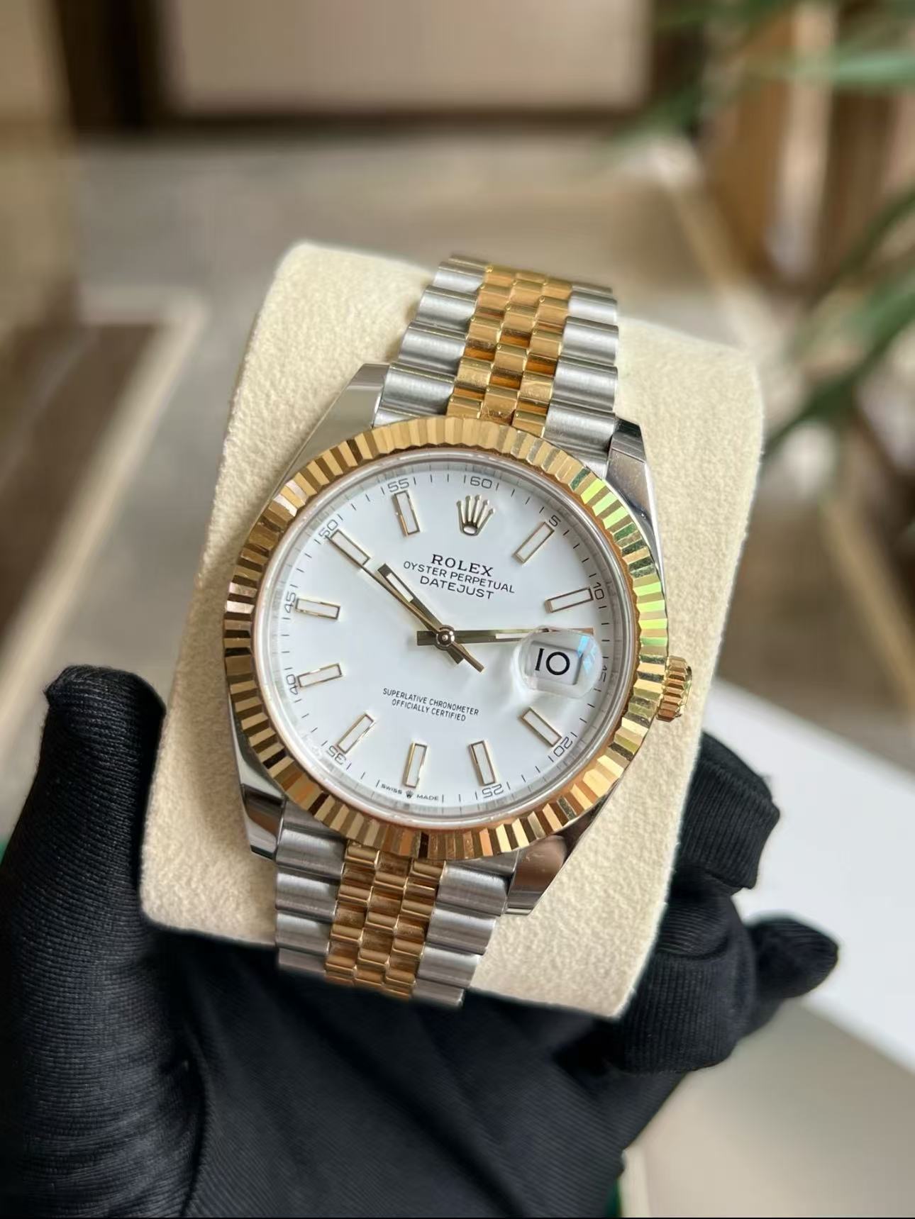Rolex Datejust 41mm Super Clone Swiss ReplicaWatchTwo Tone Jubilee Bracelet  White Dial Ref 126333 3235 Swiss Movement - SuperClonesRolex