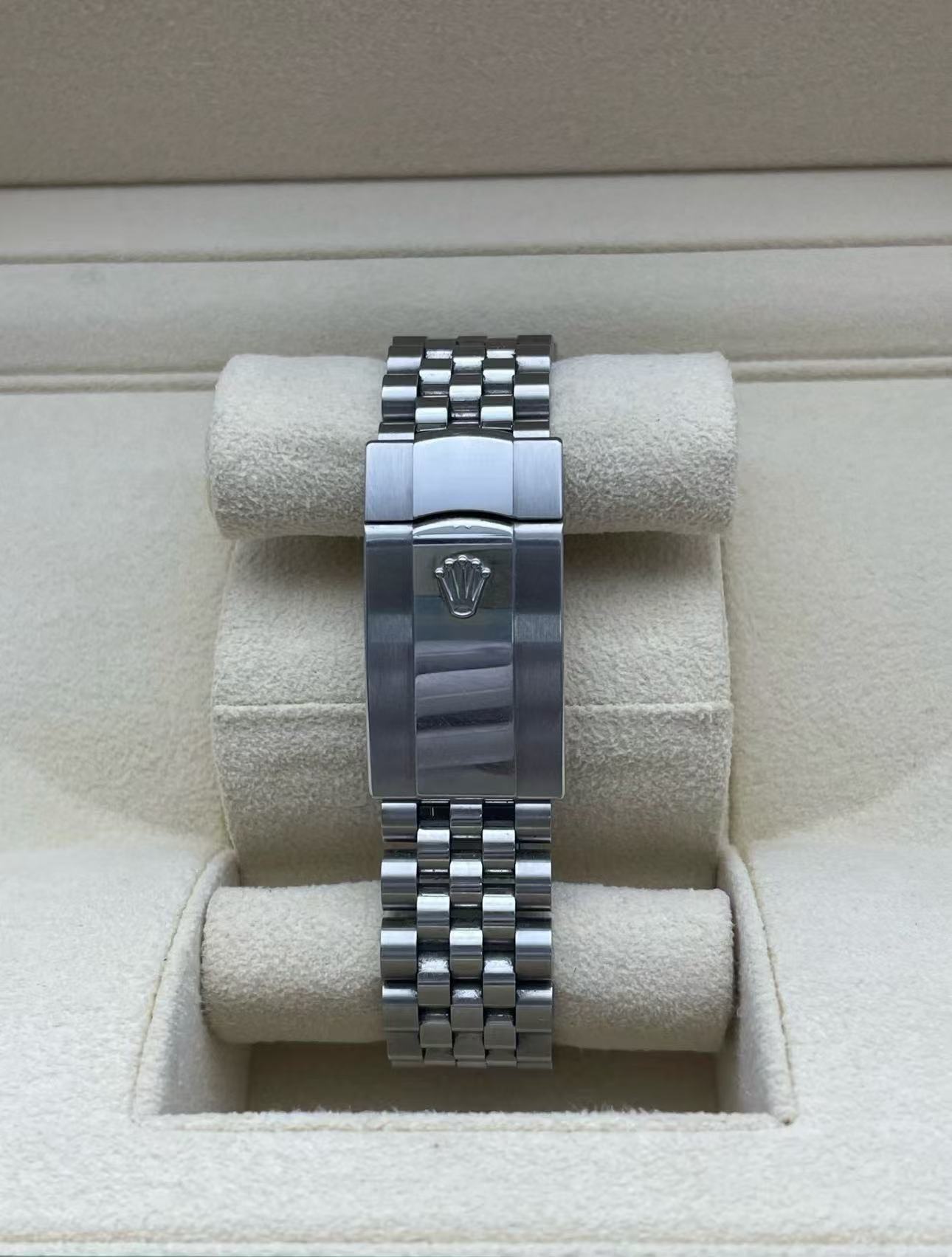 Rolex Datejust 36mm Super CloneSwiss Replica Watch  Palm Dial Ref 126234 3235 Swiss Movement - SuperClonesRolex