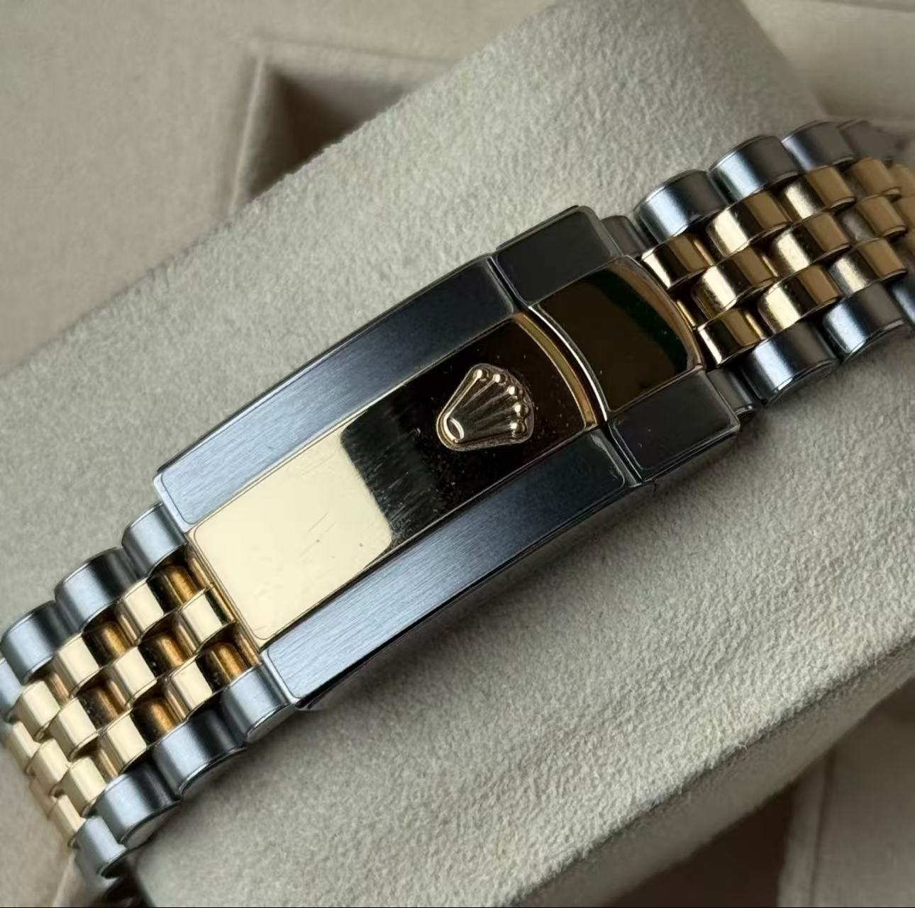 Rolex Datejust 41mm SuperClone Swiss Replica Watch TwoTone Jubilee BraceletWimbledon Dial Ref 126333|3235 Swiss Movement - SuperClonesRolex