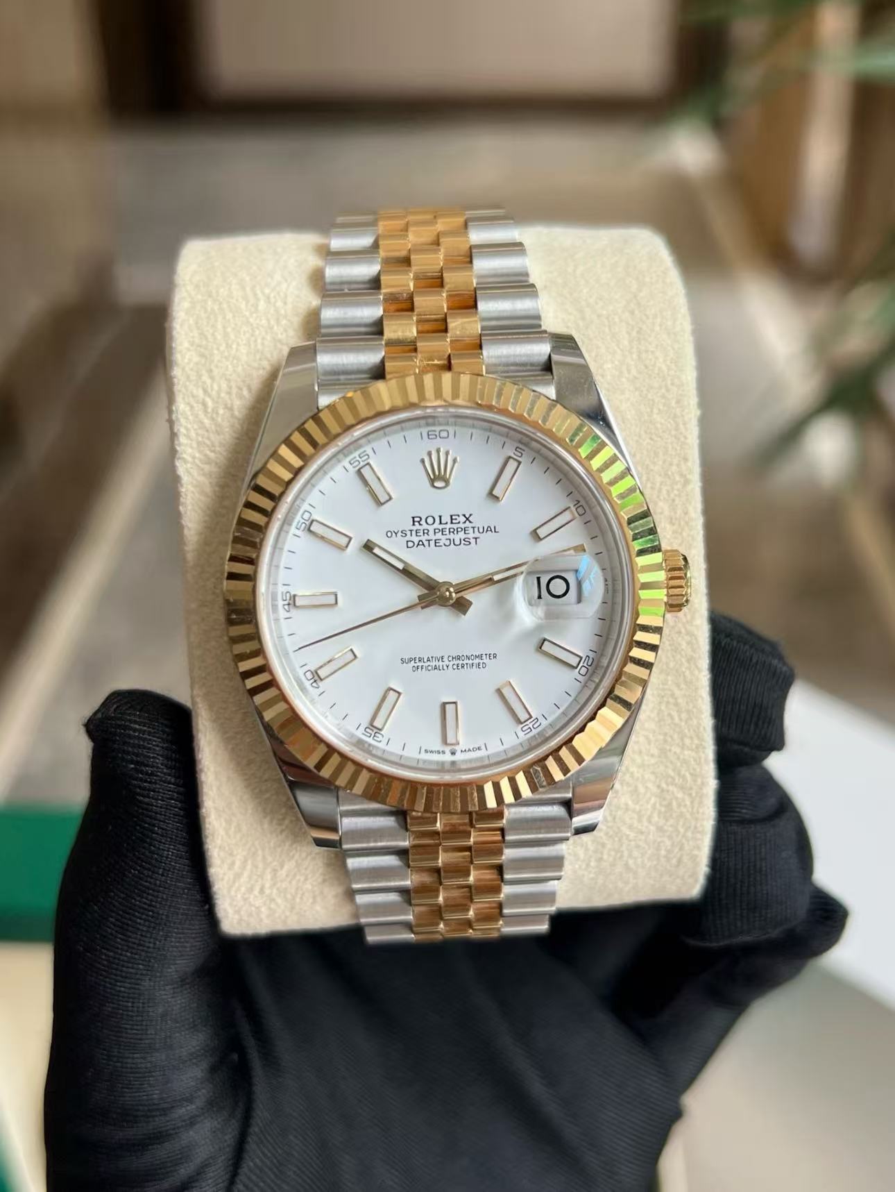Rolex Datejust 41mm Super Clone Swiss ReplicaWatchTwo Tone Jubilee Bracelet  White Dial Ref 126333 3235 Swiss Movement - SuperClonesRolex