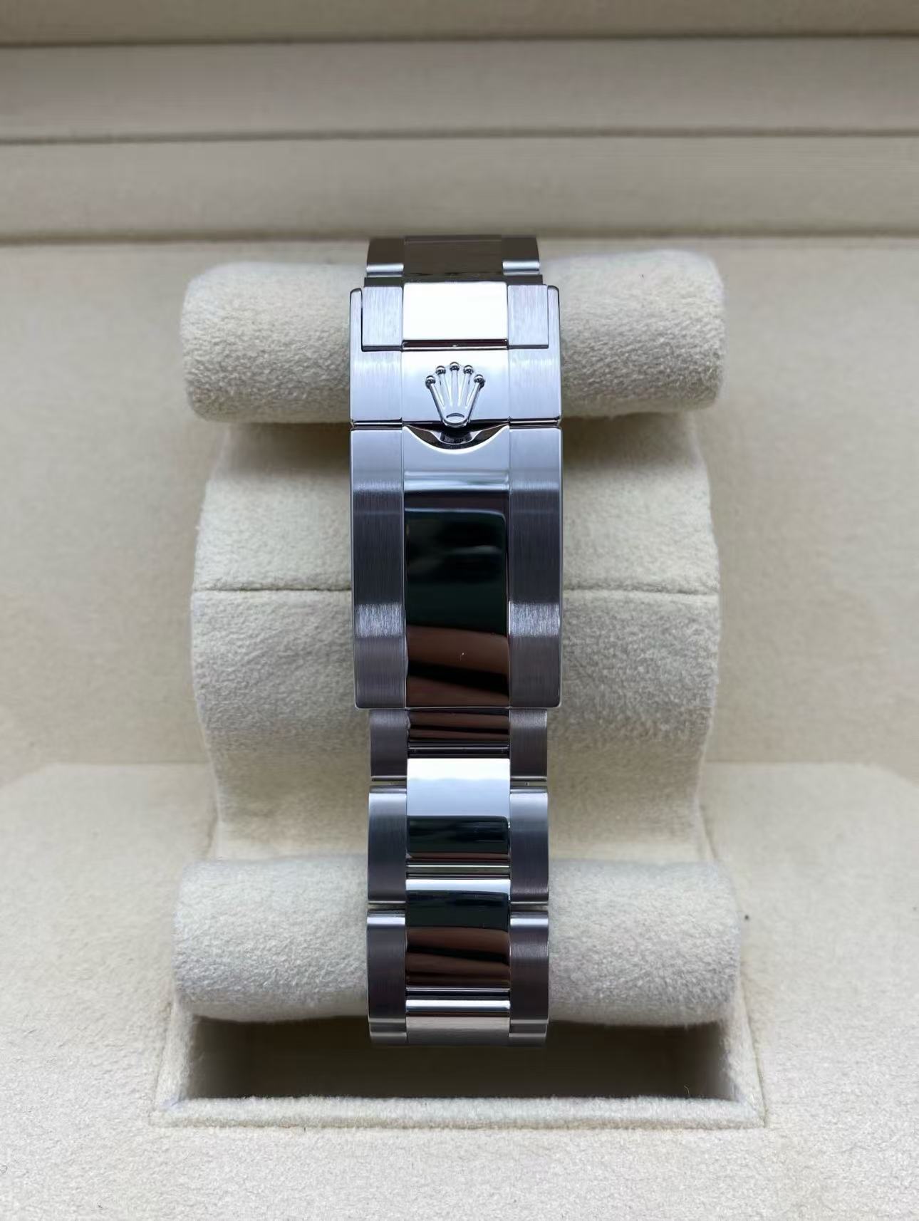 RolexYacht Master Slate Dial Super Clone Swiss Replica Watch Ref 126622 3235 Swiss Movement - SuperClonesRolex