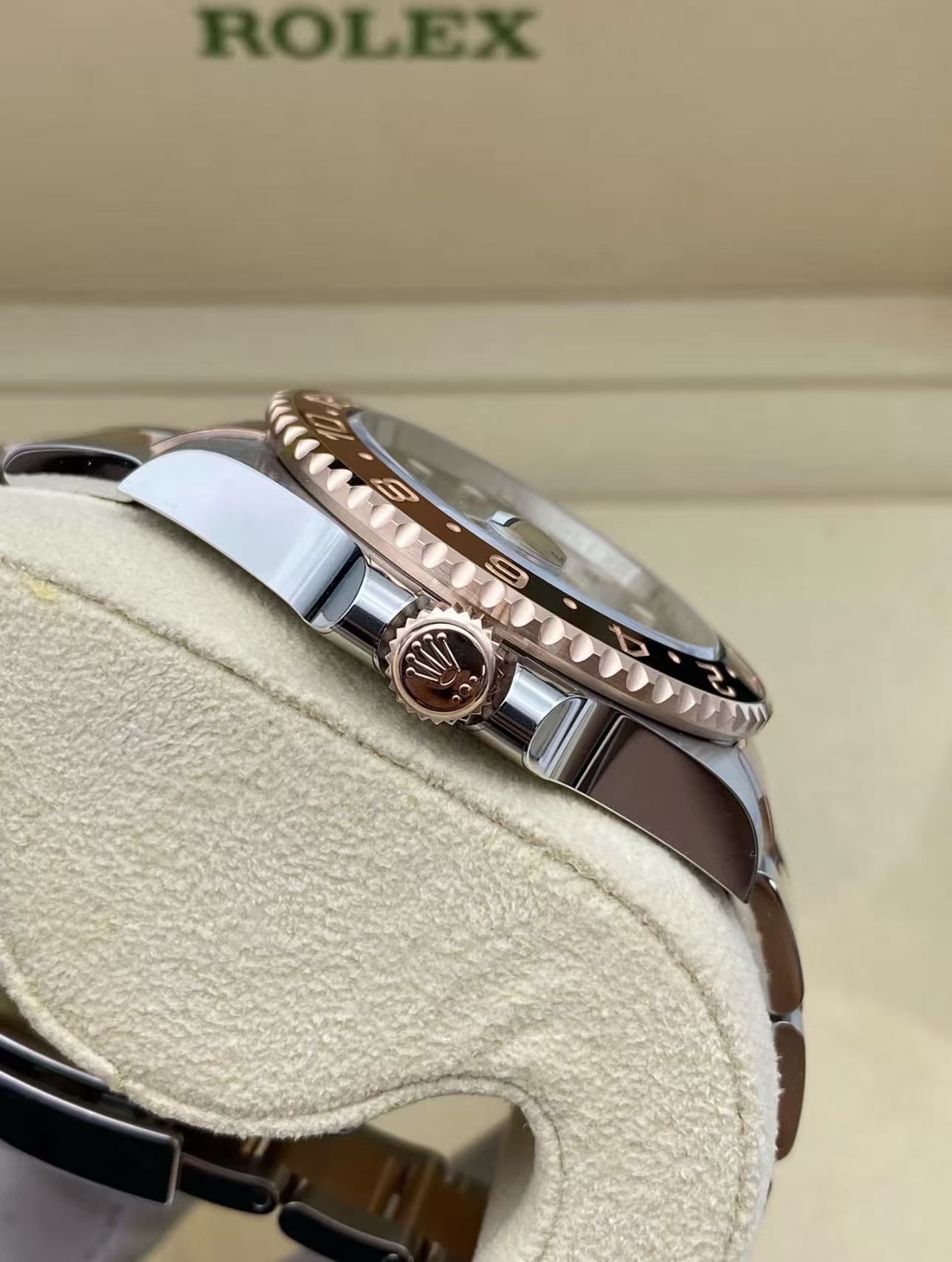 RolexGMT Master l Root Beer Two Tone SuperClone Swiss Replica Watch Ref 126711CHNR 3285 Swiss Movement - SuperClonesRolex