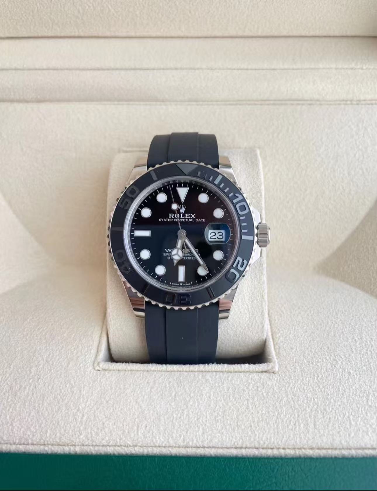 Rolex Yacht Master White Gold Super Clone SwissReplica Watch OysterFlex Rubber Strap Ref 226659-3235 Swiss Movement - SuperClonesRolex