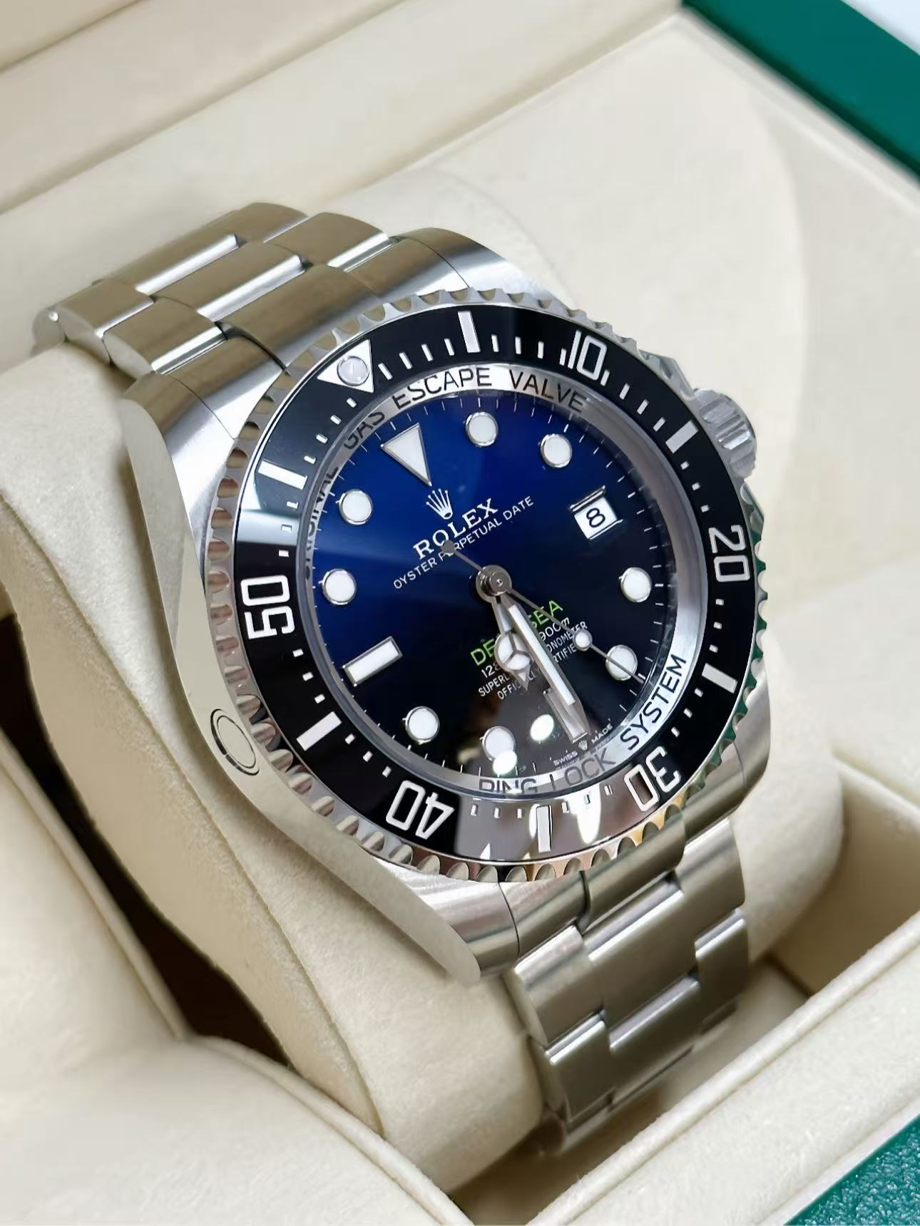 Rolex DEEPSEA 44mm Super CloneSwiss Replica Watch D-Blue Dial Ref 126660-3235 Swiss Movement - SuperClonesRolex