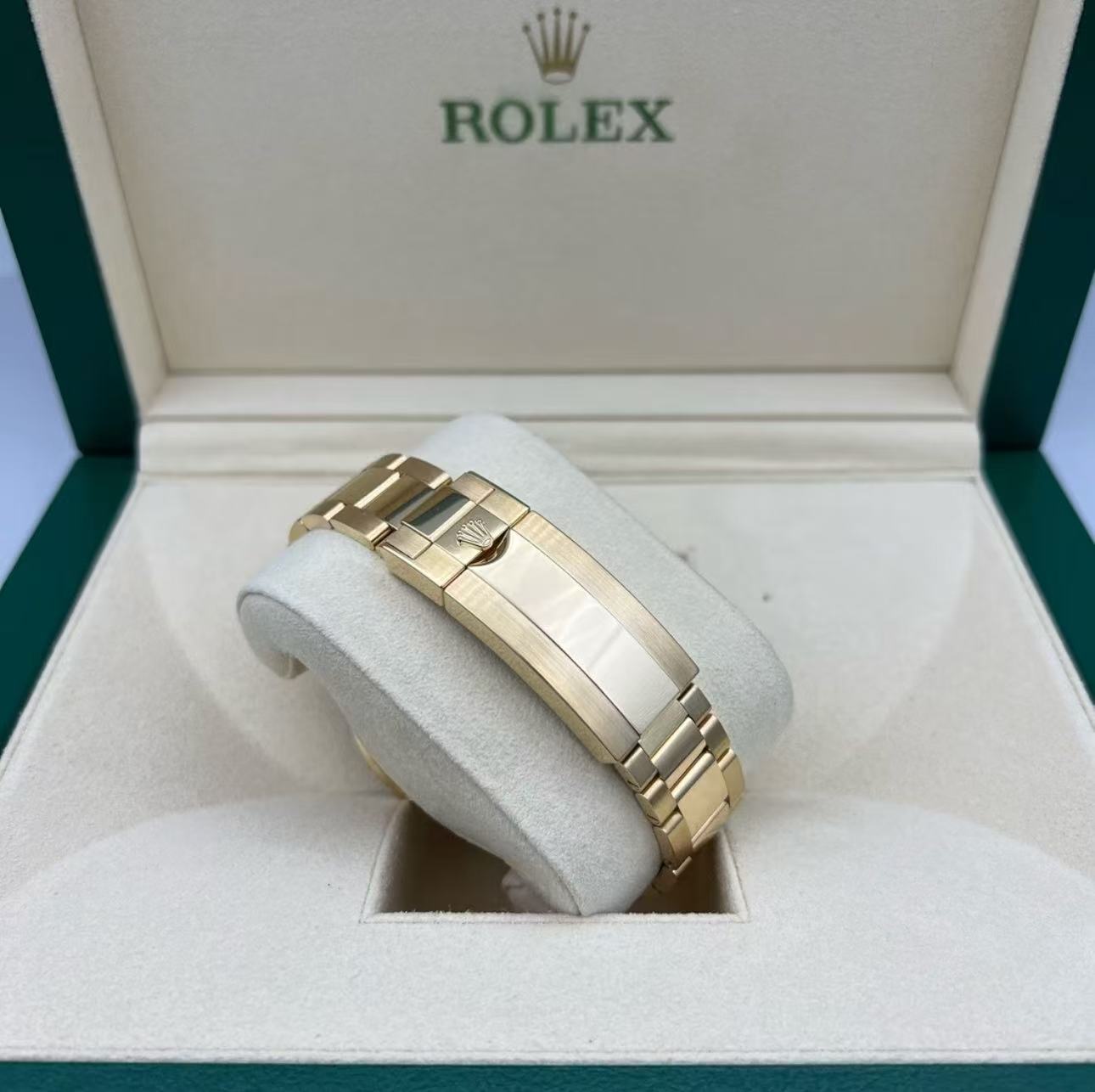 Rolex Sea-Dweller 43mm Two Tone Super CloneSwiss Replica Watch Ref 126603 3235 SwissMovement - SuperClonesRolex