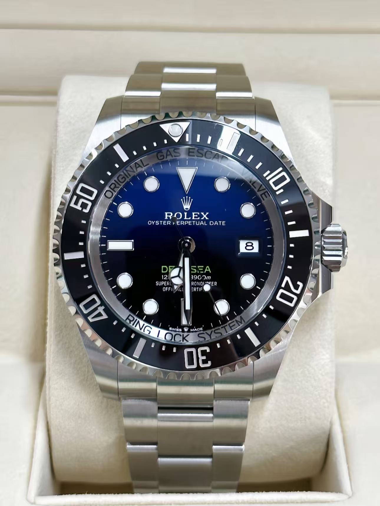 Rolex DEEPSEA 44mm Super CloneSwiss Replica Watch D-Blue Dial Ref 126660-3235 Swiss Movement - SuperClonesRolex