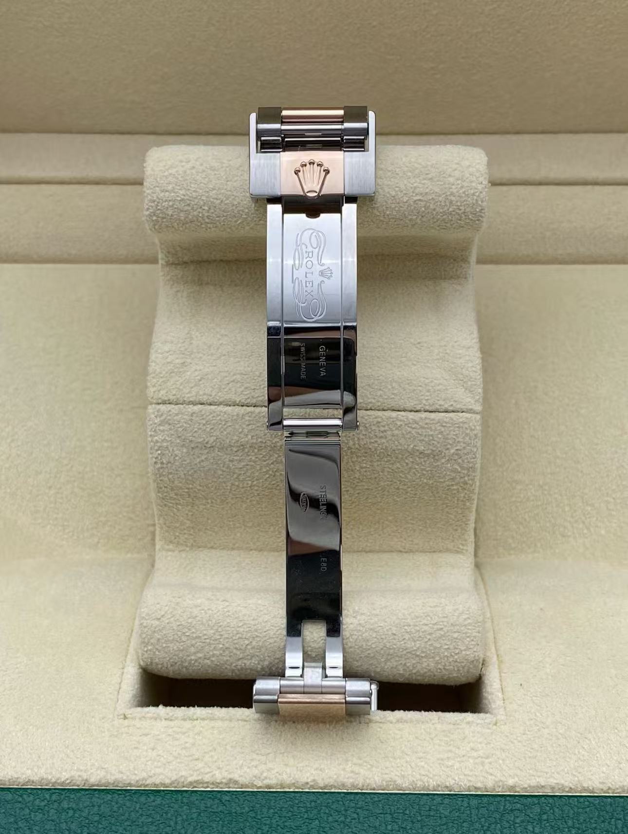 RolexGMT Master l Root Beer Two Tone SuperClone Swiss Replica Watch Ref 126711CHNR 3285 Swiss Movement - SuperClonesRolex