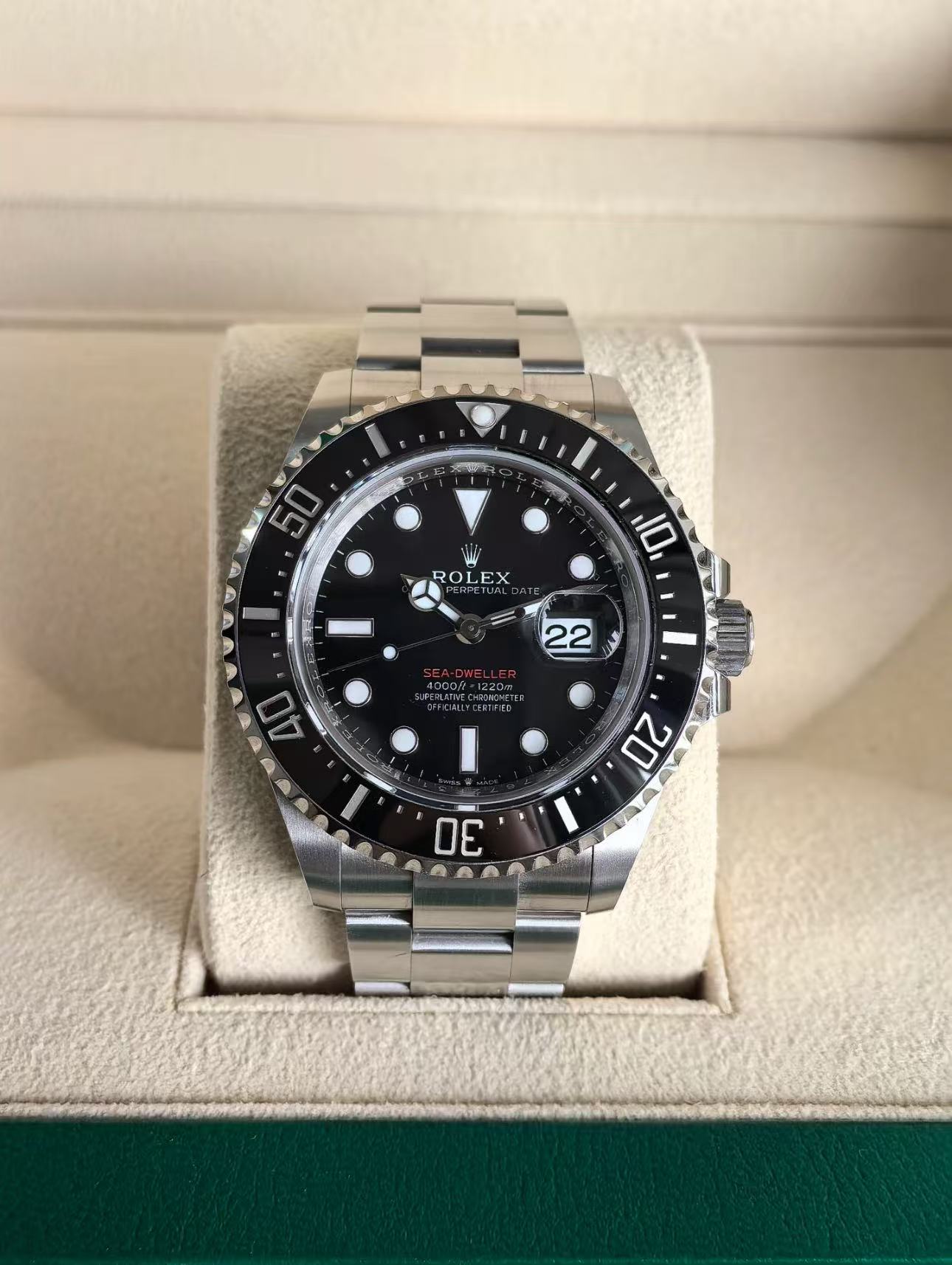 Rolex Sea-Dweller 43mm Super Clone SwissReplica Watch Ref 126600 3235 SwissMovement - SuperClonesRolex