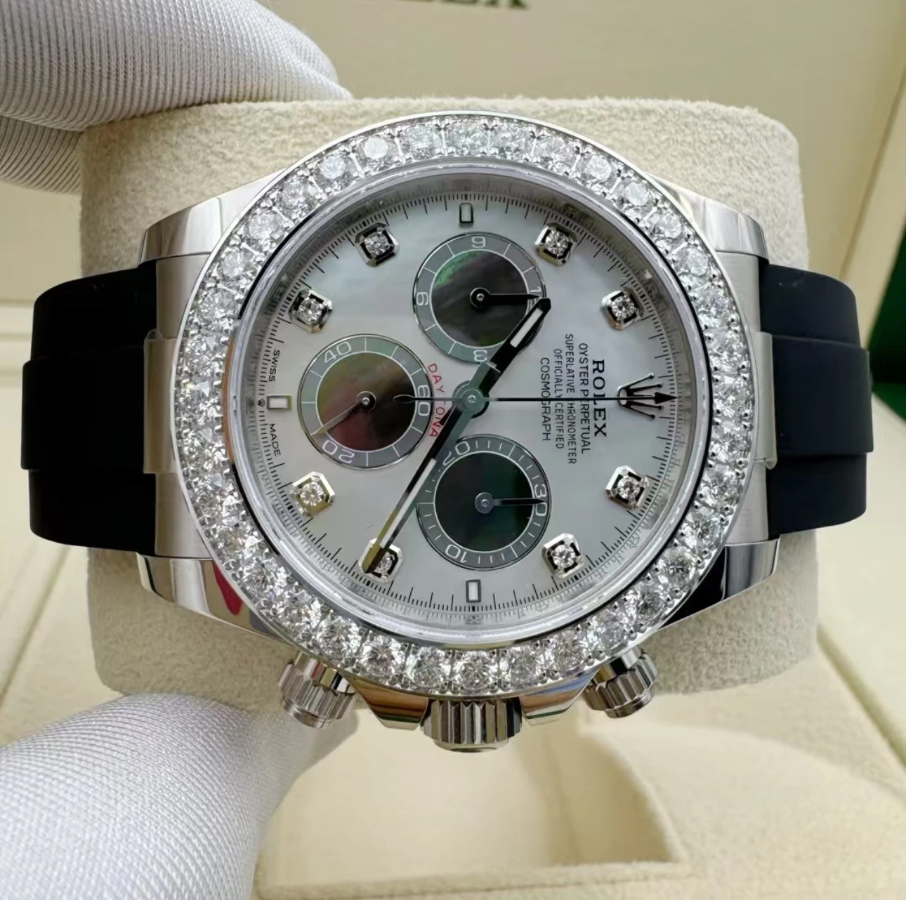 RolexCosmograph Daytona Oyster, 40 mm, white gold and diamonds  Super Clone Swiss Watch Ref M126589RBR-0001 4131 Swiss Movement - SuperClonesRolex