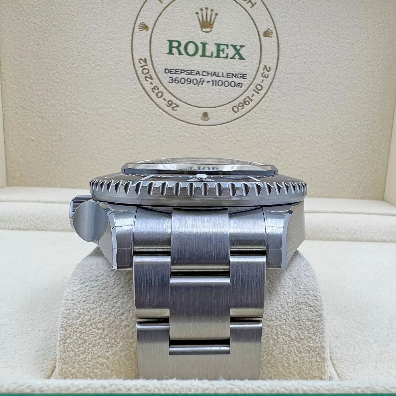 Rolex Oyster Perpetual 41mm Super Clone Swiss Watch Titanium Oyster Bracelet Black Dial Ref 126067-0002 Swiss Movement - SuperClonesRolex