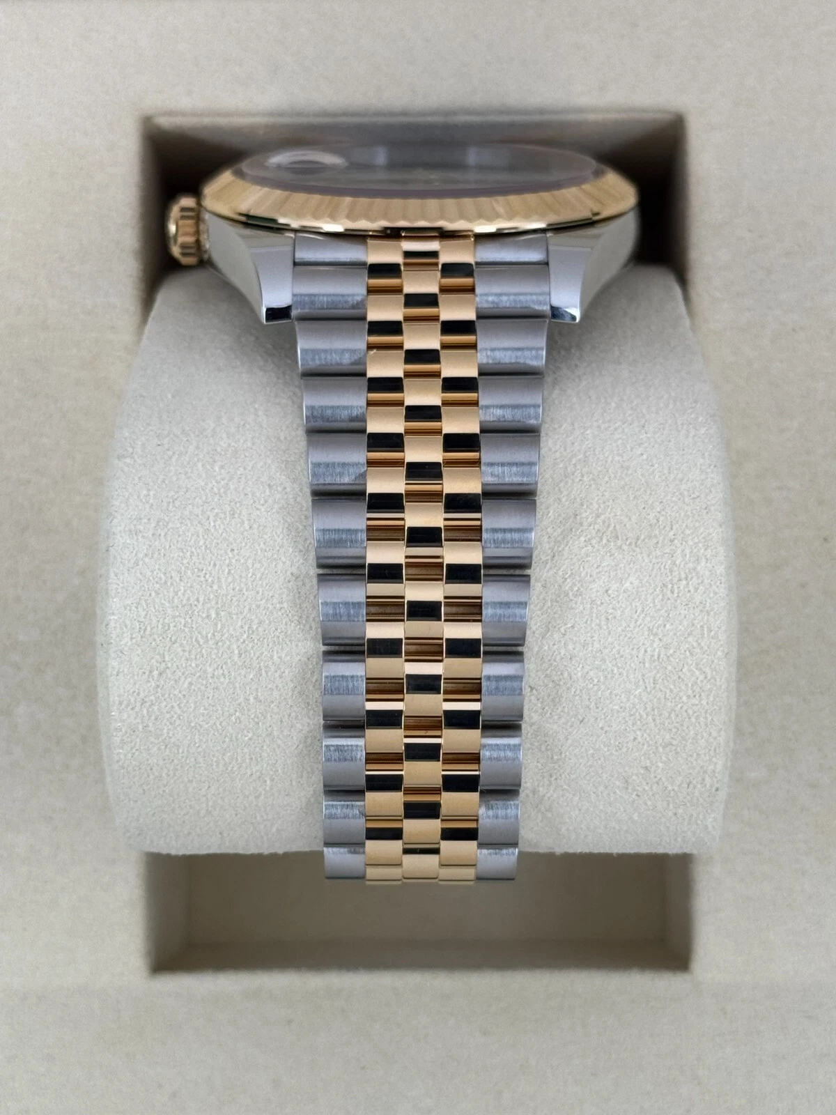 Rolex Datejust 36mm Super Clone Swiss Watch Yellow Rolesor Jubilee Bracelet White Mother of Pearl Dial Ref M126233-0035-3235 Swiss Movement - SuperClonesRolex