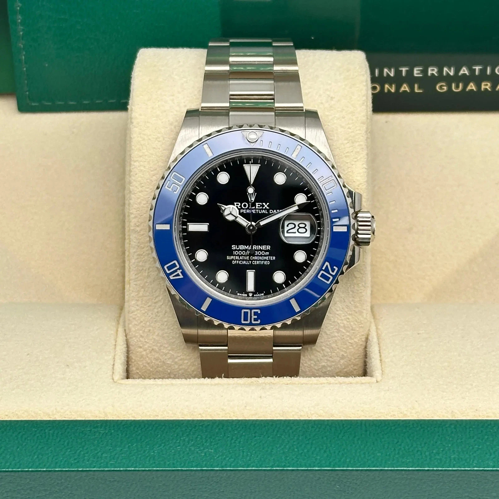 Rolex Submariner Super Clone Swiss ReplicaWatch Ref 126619LB 3235 Swiss Movement - SuperClonesRolex