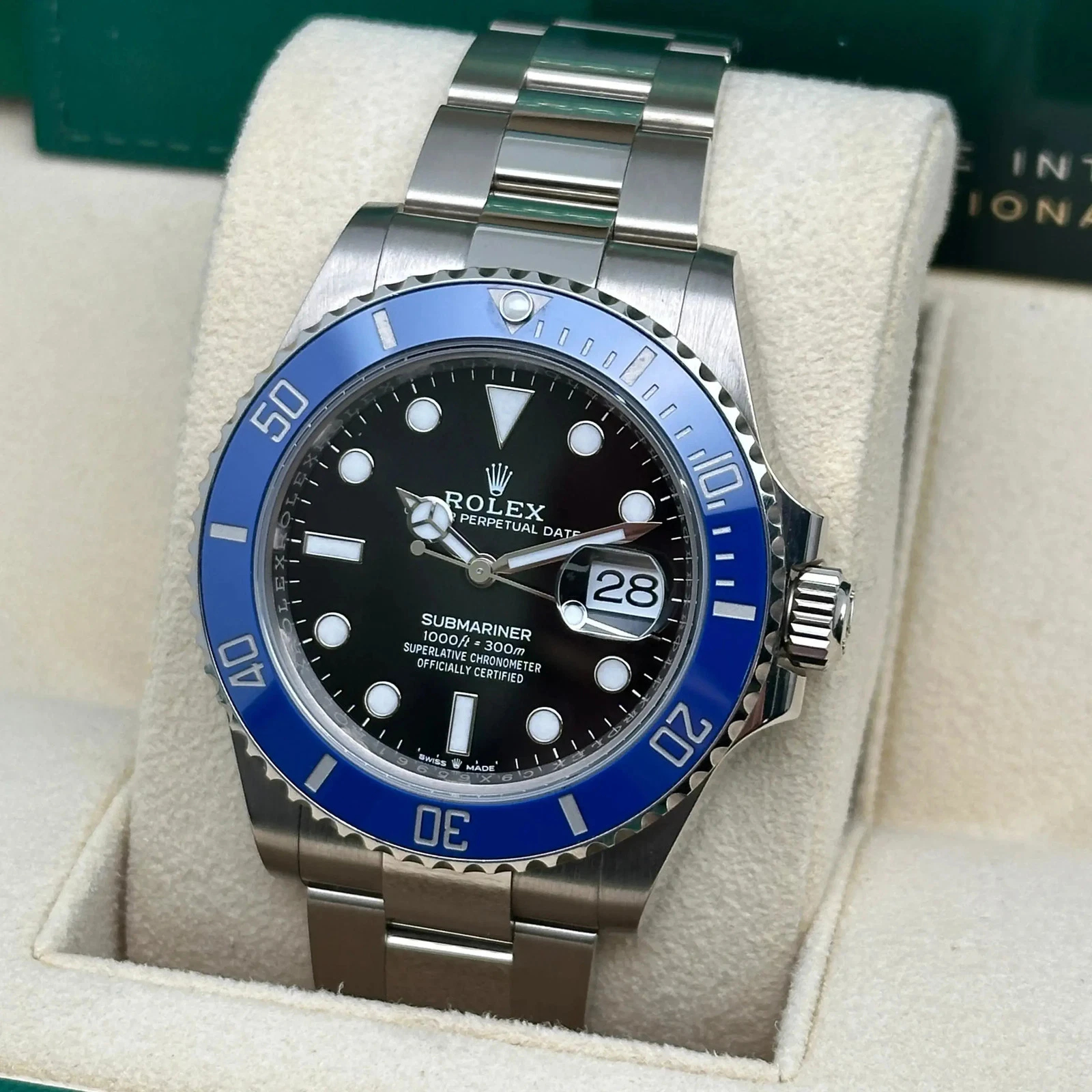 Rolex Submariner Super Clone Swiss ReplicaWatch Ref 126619LB 3235 Swiss Movement - SuperClonesRolex