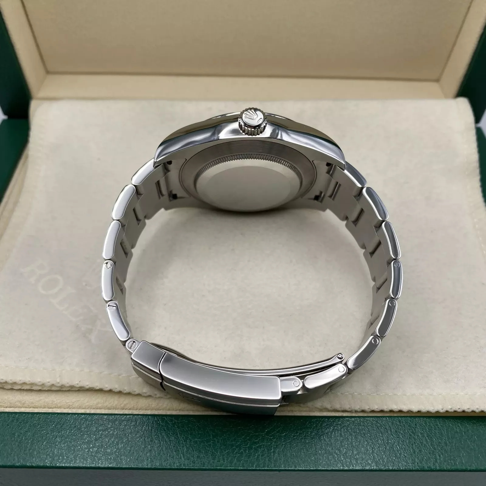 Rolex Air-King Black Dial Super Clone Swiss Replica Watch Ref 126900 3230 Movement - SuperClonesRolex