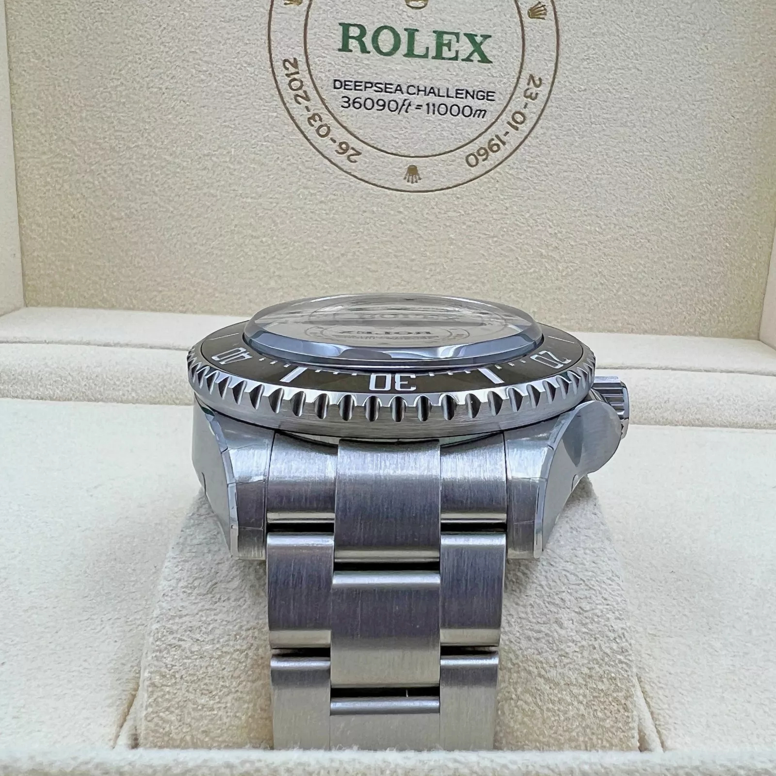 Rolex Oyster Perpetual 41mm Super Clone Swiss Watch Titanium Oyster Bracelet Black Dial Ref 126067-0002 Swiss Movement - SuperClonesRolex